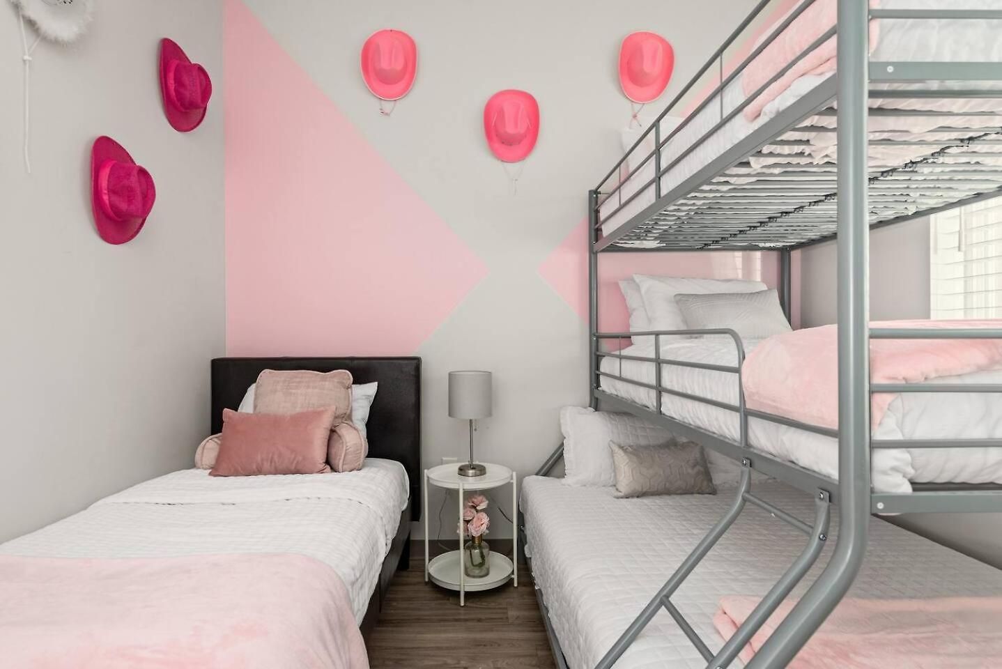 4br Condo, Sleeps 13 Near Broadway Nashville