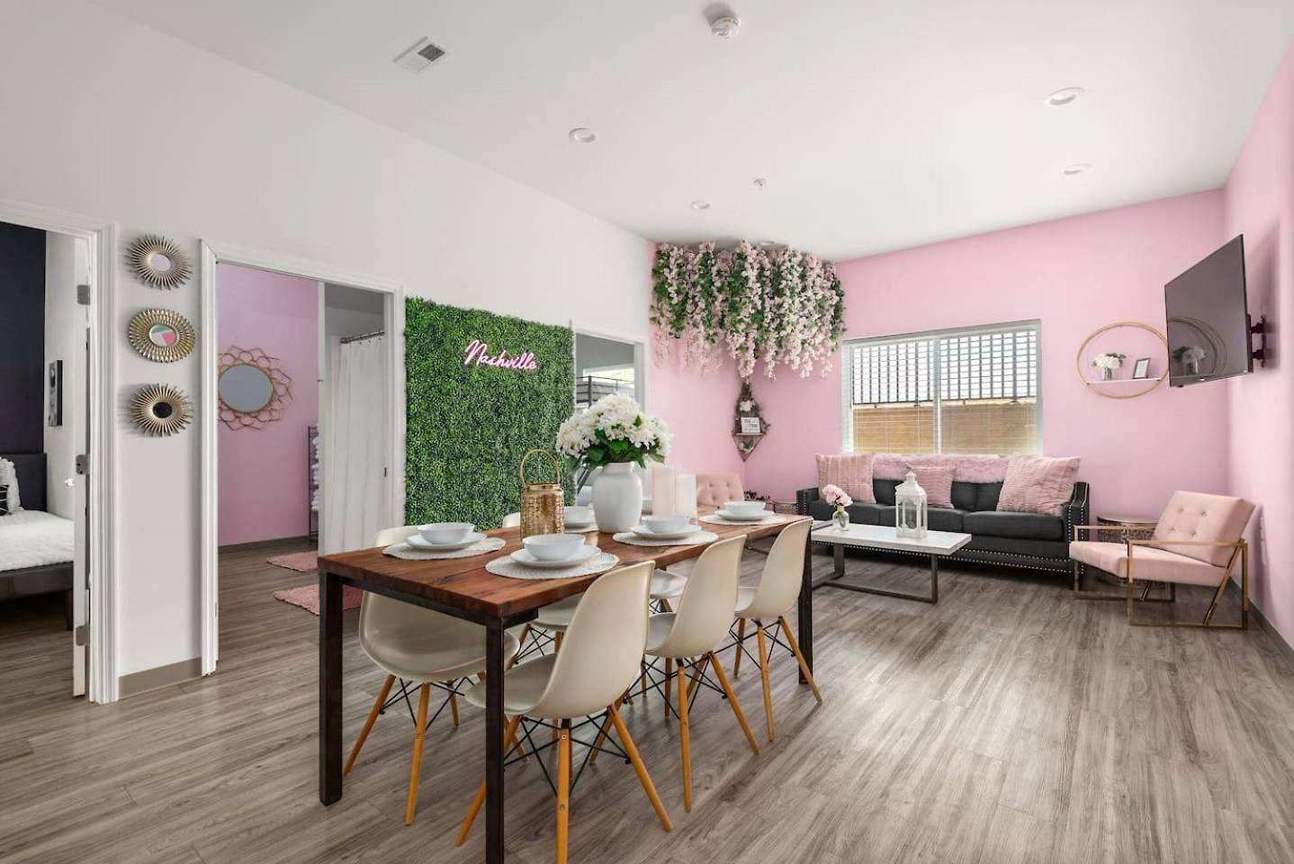 4br Condo, Sleeps 13 Near Broadway * Nashville