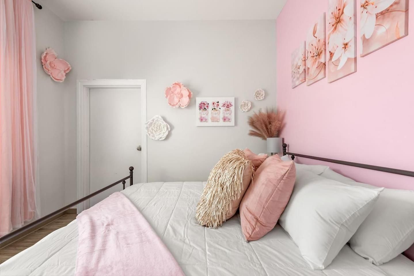 4br Condo, Sleeps 13 Near Broadway