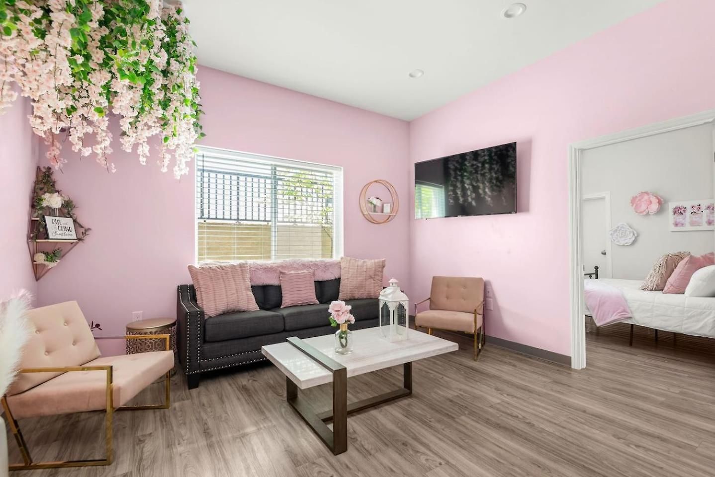 4br Condo, Sleeps 13 Near Broadway Apartment