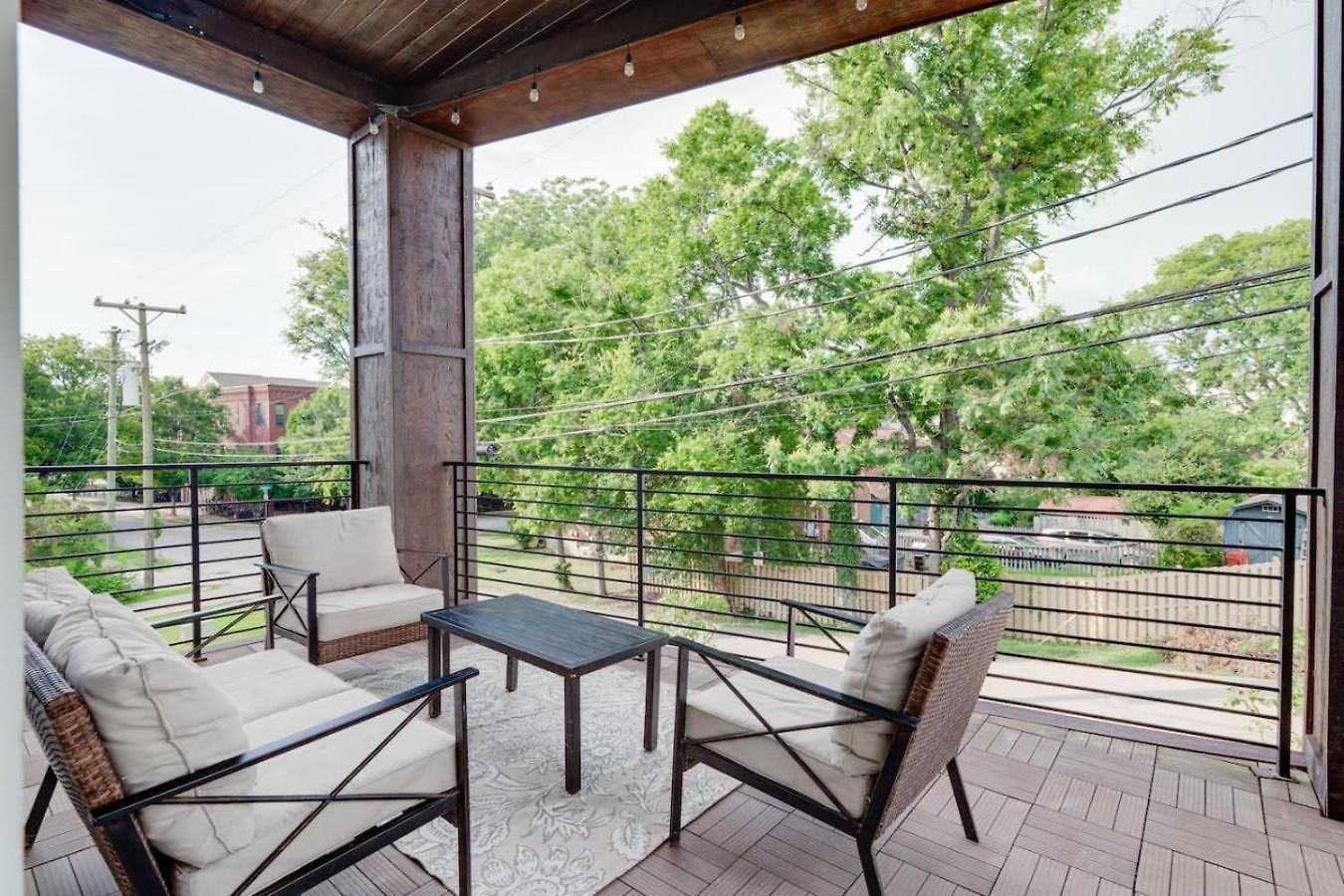 Apartment Prime West End 2br W, Sauna And Balcony Near Vandy! *
