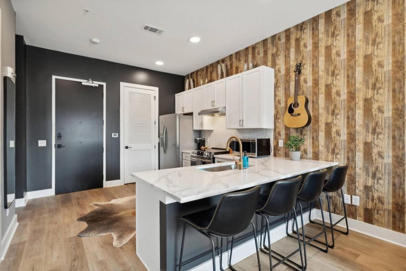 Apartment Rhinestone Cowboy 5 Min To Downtown Nashville