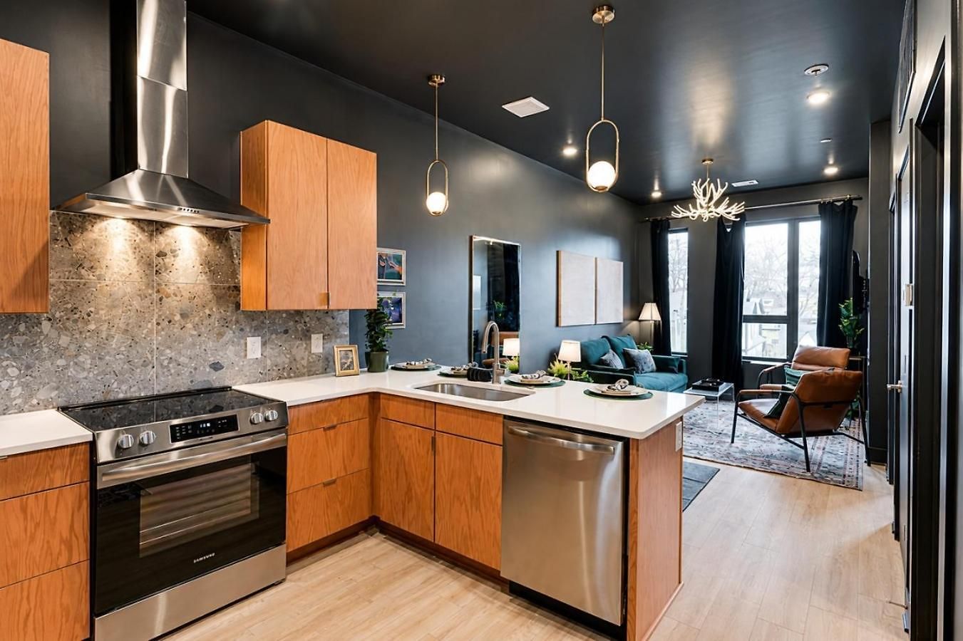 East Nash Top-floor 1br | Rooftop Deck | Sleeps 6 Holiday home Nashville