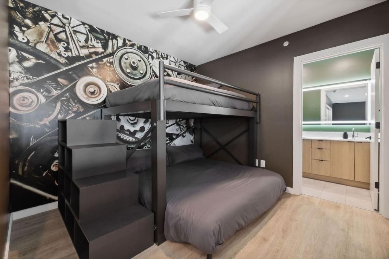 Walk To Broadway! The Man Cave/cowboys & Playboys With Pool & Gym * Nashville