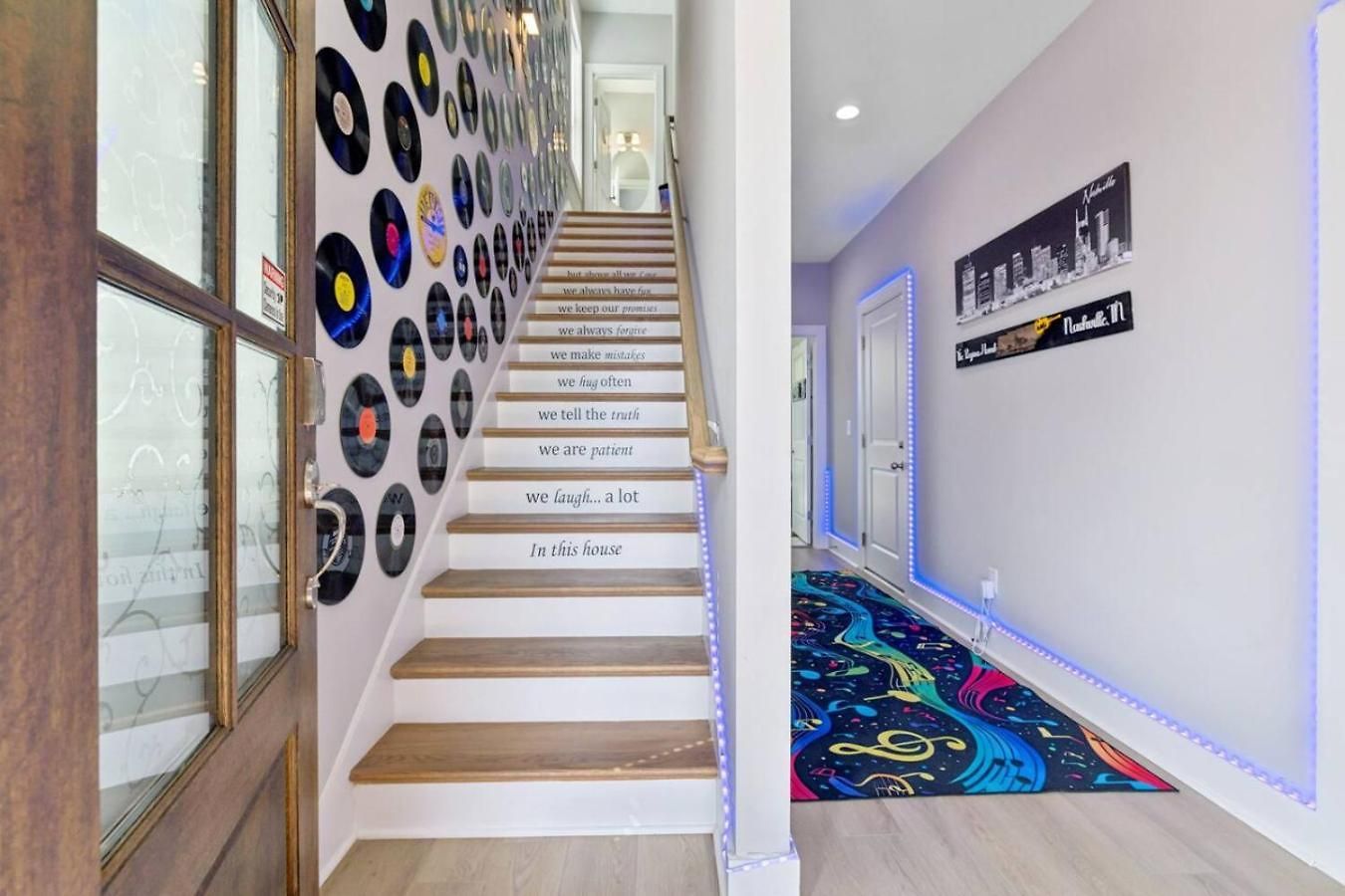 Friends In Skyline Places, 10 Min To Broadway, Perfect For Groups Nashville