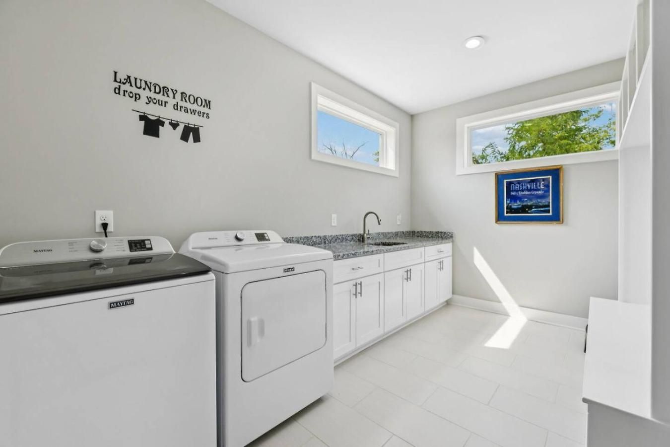 Friends In Skyline Places, 10 Min To Broadway, Perfect For Groups Holiday home *