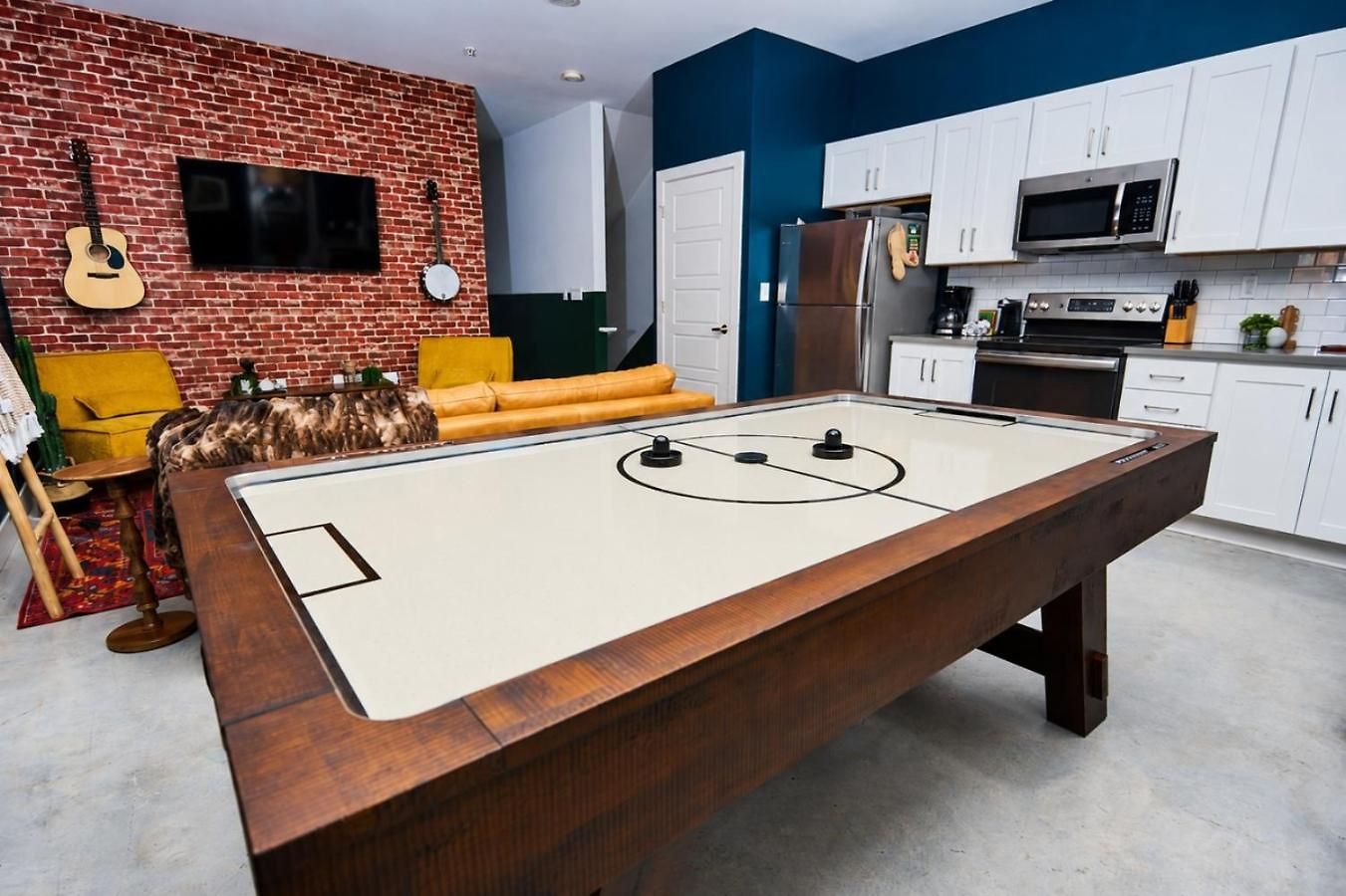Nashvilles Wildwest Getaway Apartment Nashville