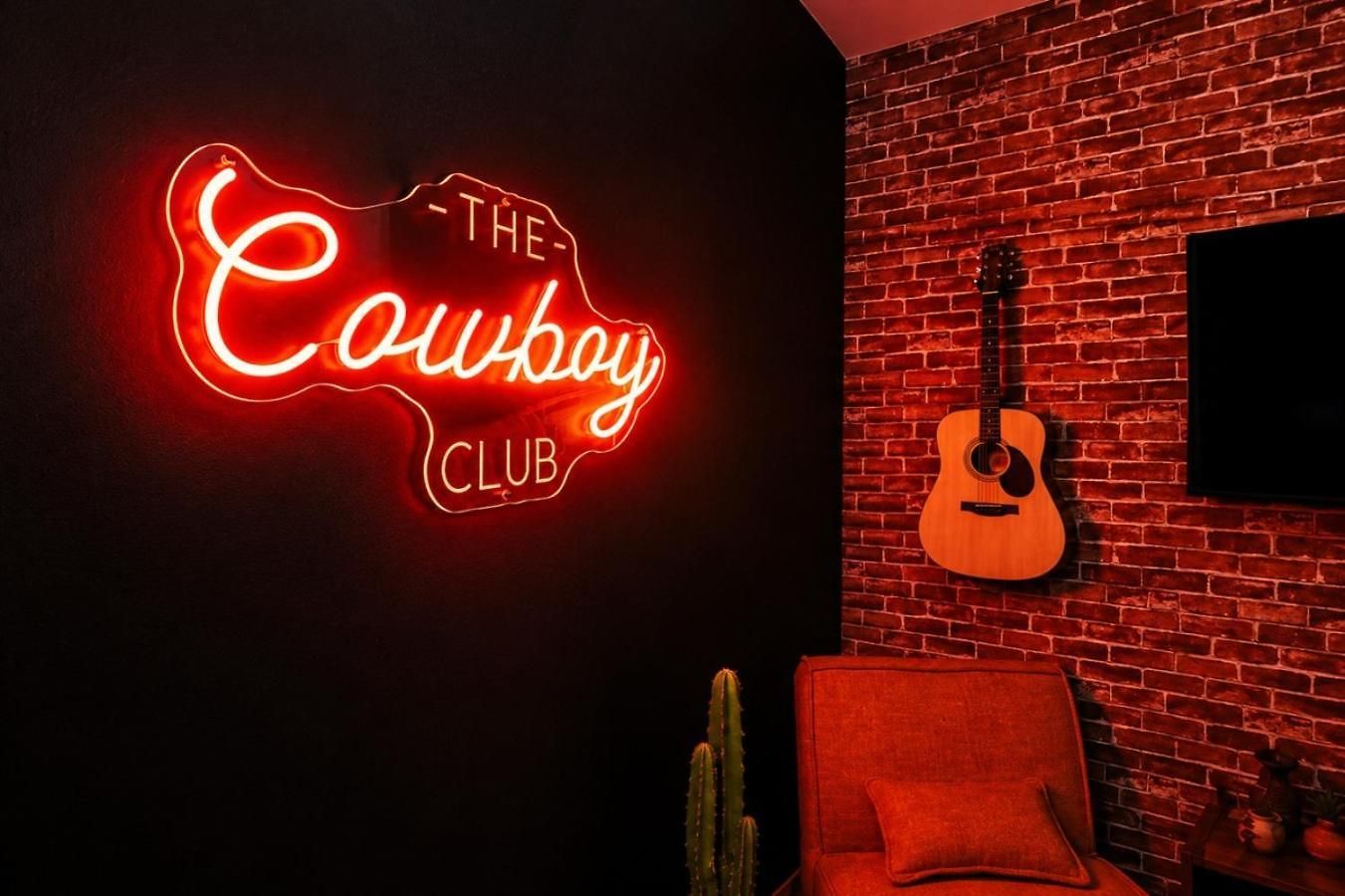 Nashvilles Wildwest Getaway Nashville