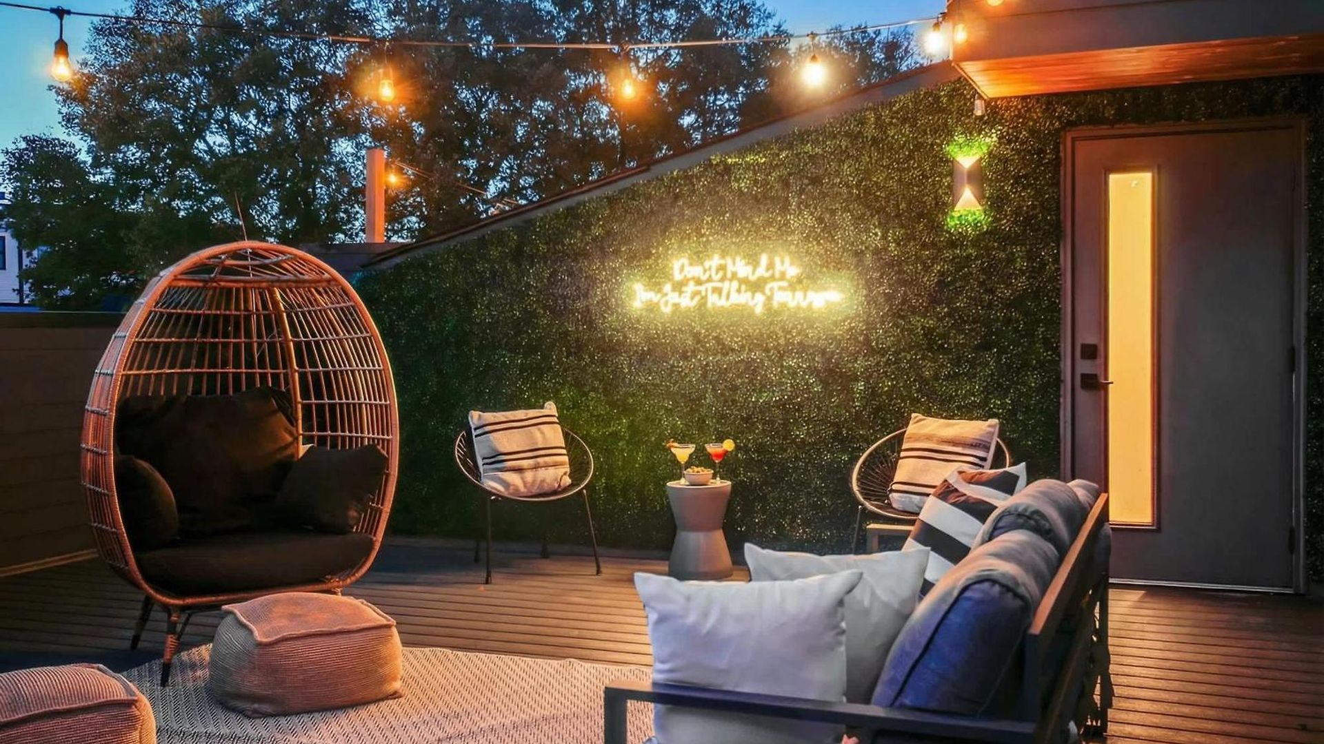 Holiday home Dual Homes Rooftop Deck In Downtown