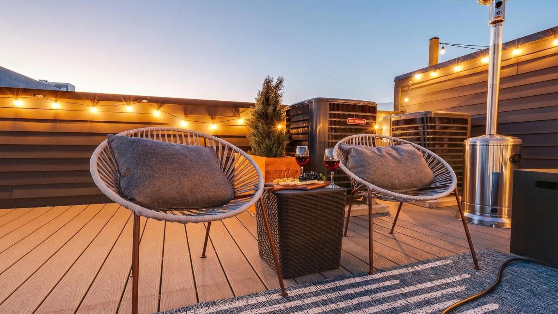 Holiday home Dual Homes Rooftop Deck In Downtown