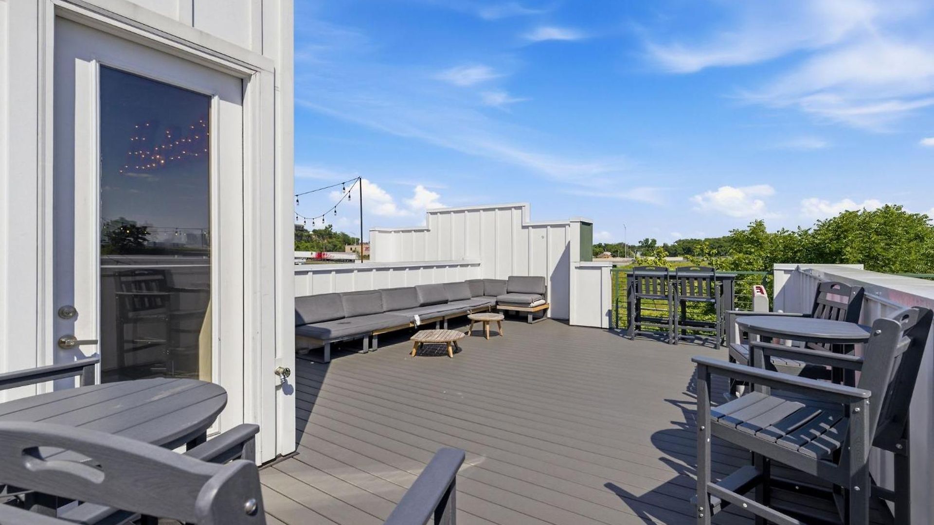 Holiday home Rooftop Views 4br 4ba 7 Beds Near Broadway