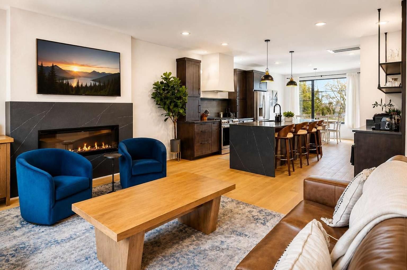 Apartment 3br Townhome Rooftop Views Hot Tub & Fireplace