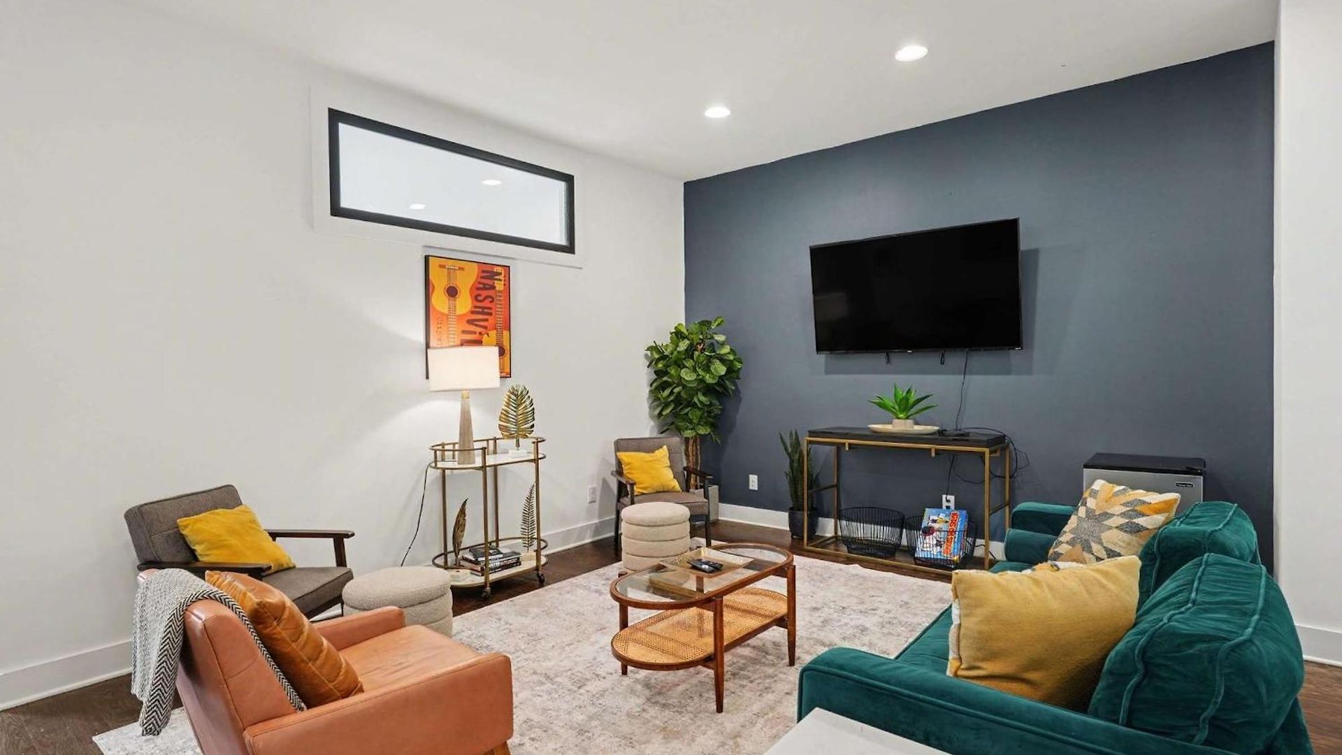 Modern Townhome W Rooftop Views Near Broadway Holiday home *