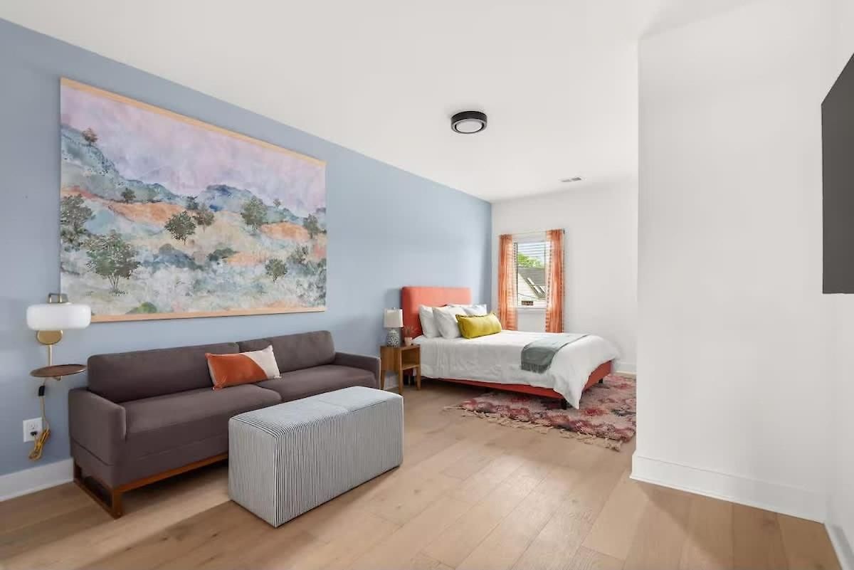 Holiday home True Hue - Private Patio - Mins To Broadway Nashville