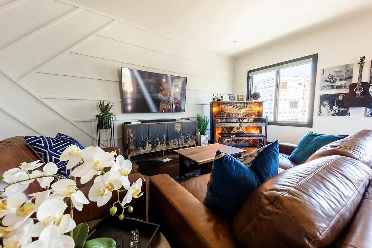 Boots & Broadway - 2 Units - Mins To Broadway Holiday home Nashville