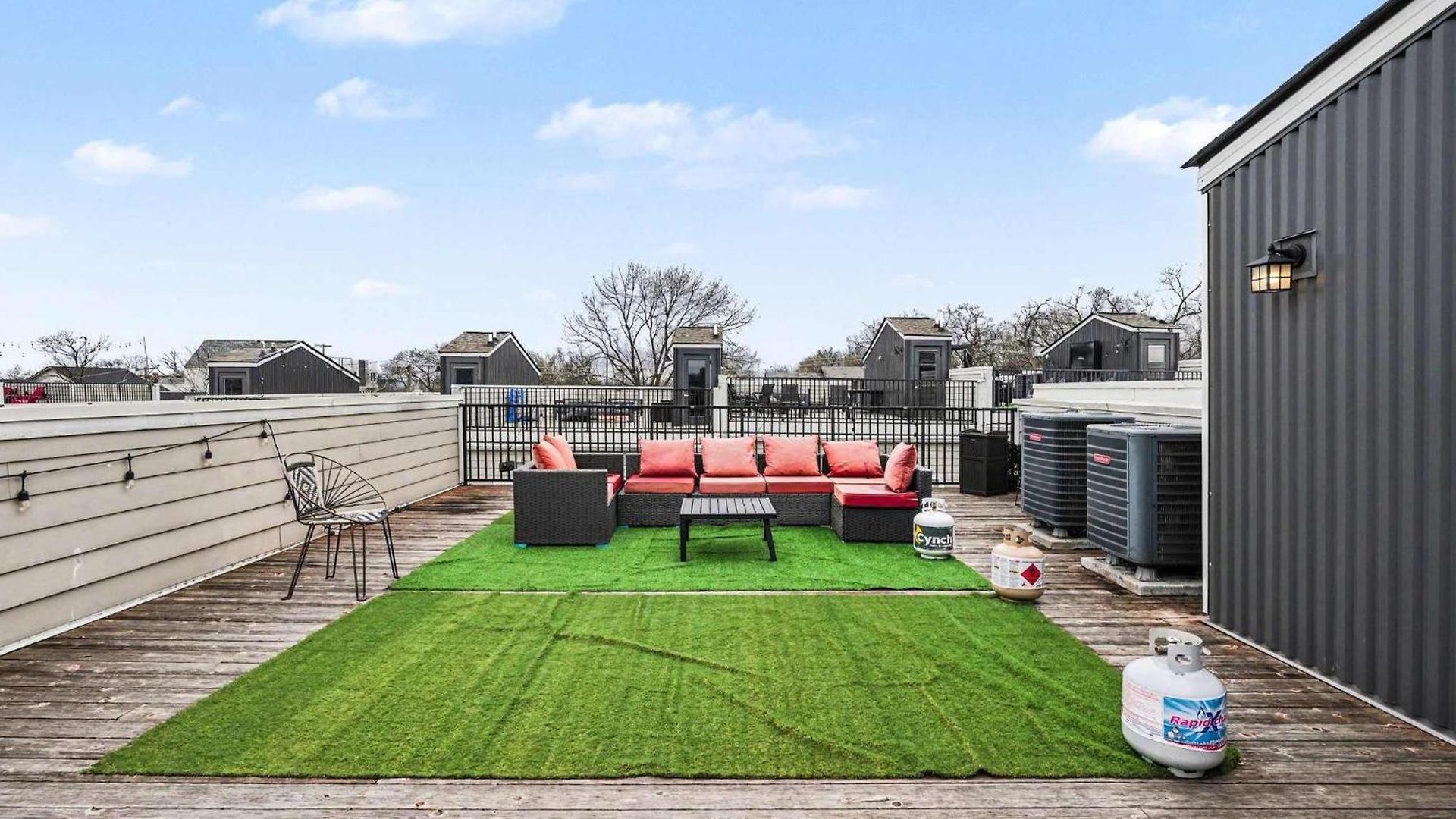 Holiday home Trendy Townhome W Rooftop Views Near Broadway
