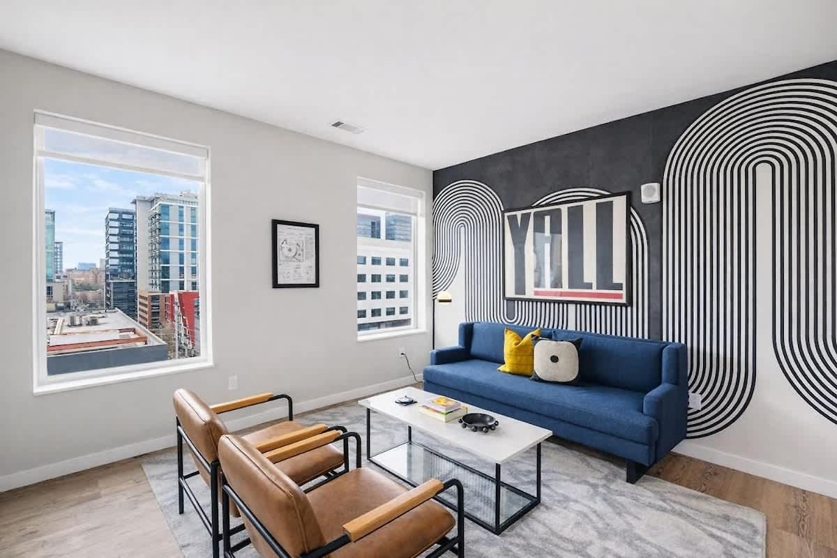 Pianissimo-2 Units-rooftop Pool-gym-on Music Row Holiday home Nashville
