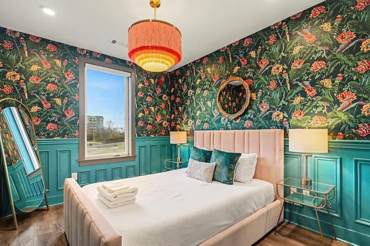 Holiday home Petal & Palm-rooftop Patio & Gym-mins To Broadway