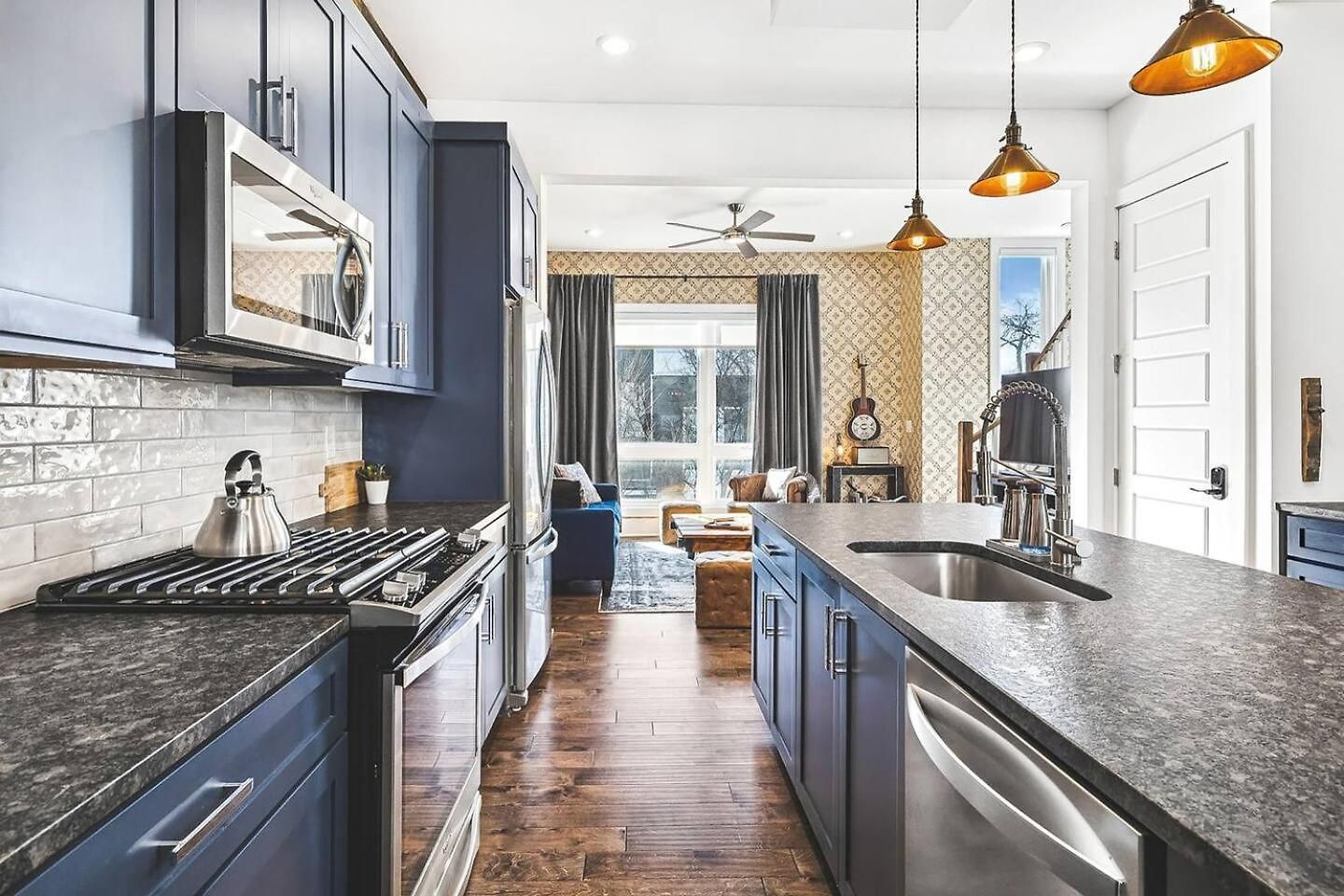 Holiday home Honkytonk Vibe In East - Close To Broadway *