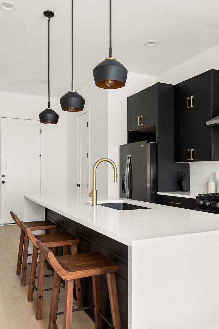 Modern Palette - Private Patio - Mins To Broadway Holiday home Nashville