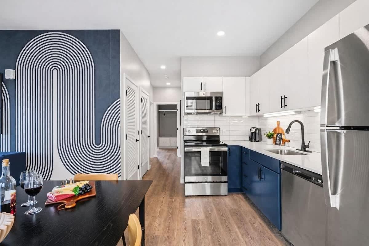Pianissimo-2 Units-rooftop Pool-gym-on Music Row Holiday home