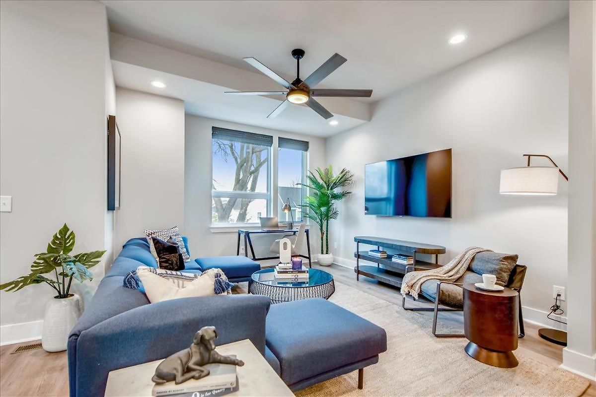 Beautiful New Townhome Hot Tub Nashville
