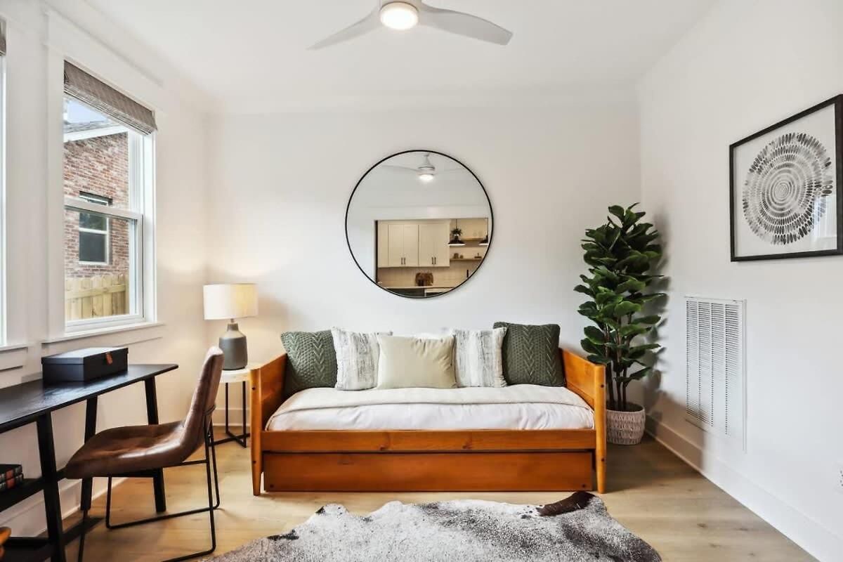 Holiday home Three Luxury Townhomes Near Five Points *