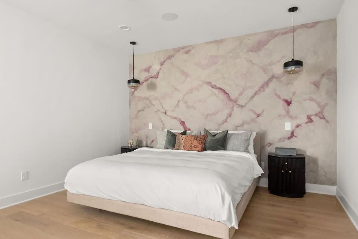 Modern Palette - Private Patio - Mins To Broadway Holiday home Nashville
