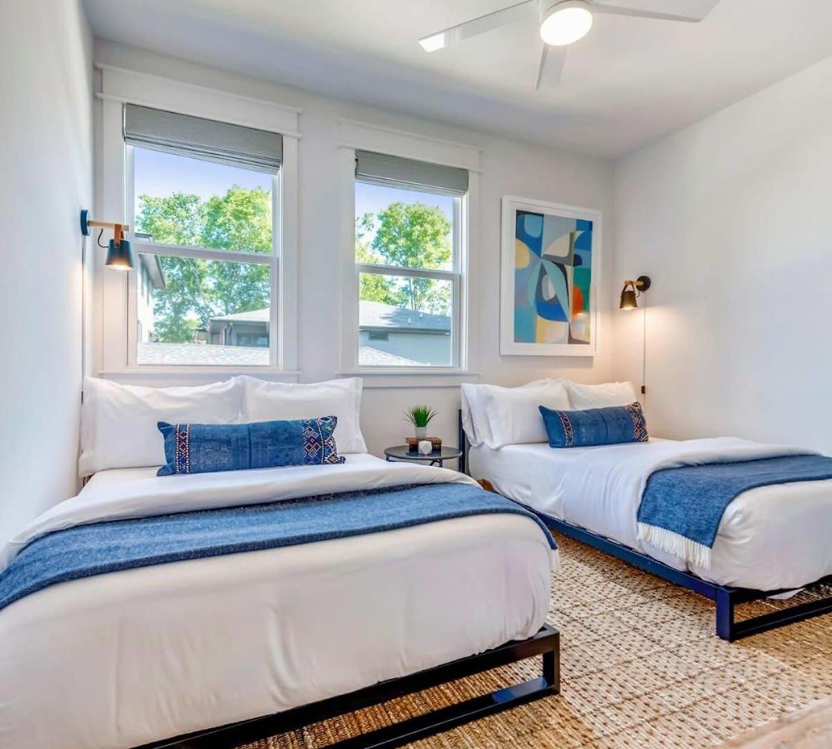 Two Luxury Townhomes Near Five Points Holiday home Nashville