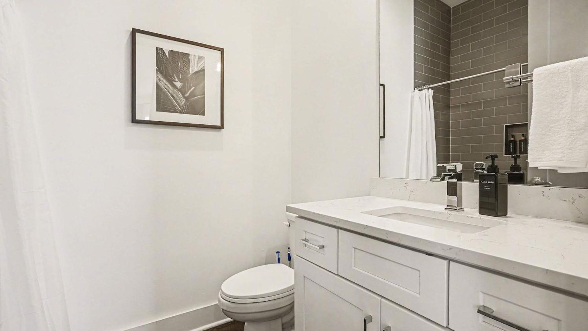 Trendy Townhome W Rooftop Views Near Broadway * Nashville