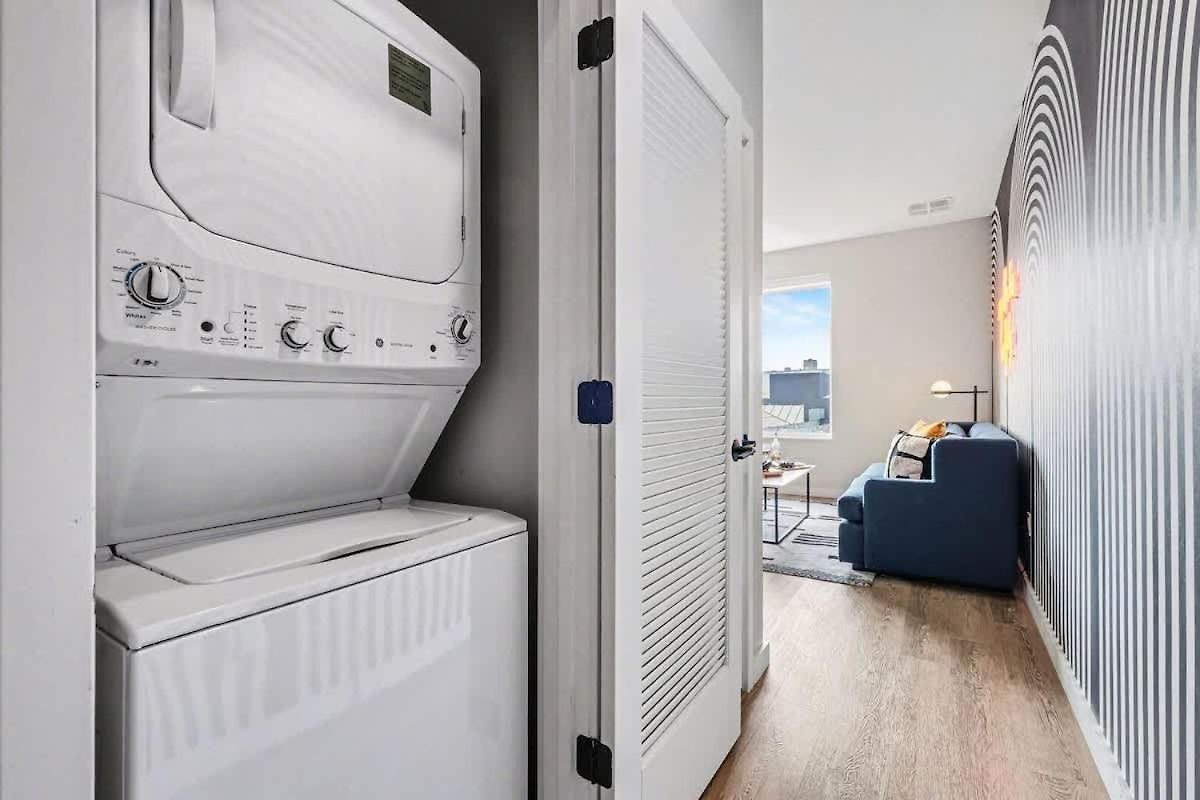 Pianissimo-2 Units-rooftop Pool-gym-on Music Row