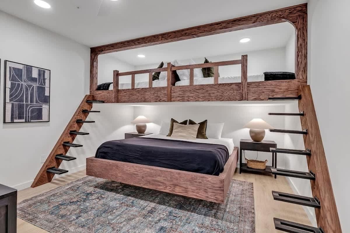 Hyve-anthem-private Balconies-walk To Broadway *