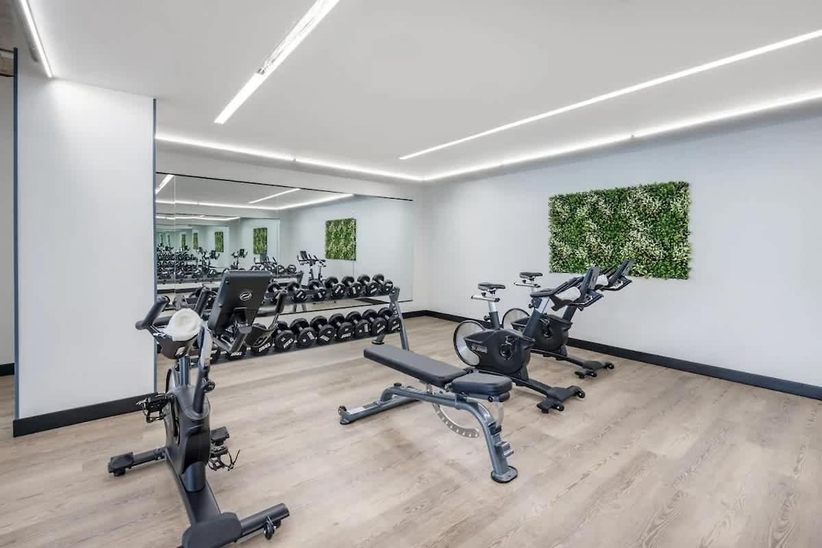 Pianissimo-2 Units-rooftop Pool-gym-on Music Row Holiday home Nashville