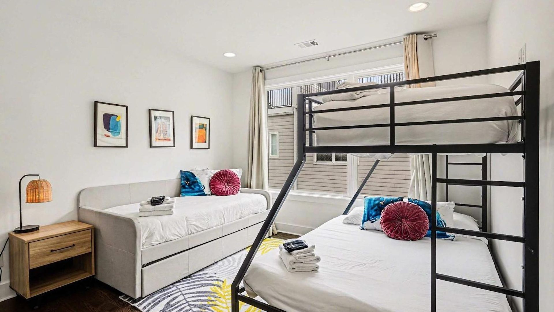 Trendy Townhome W Rooftop Views Near Broadway Nashville