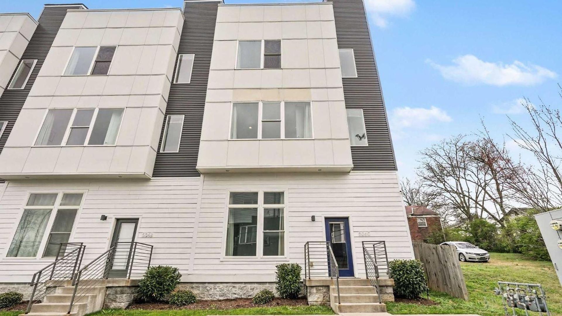 2 Modern Townhomes W Rooftop Views Near Broadway * Nashville