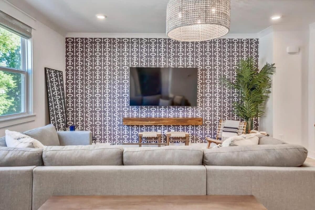 Three Luxury Townhomes Near Five Points Holiday home Nashville