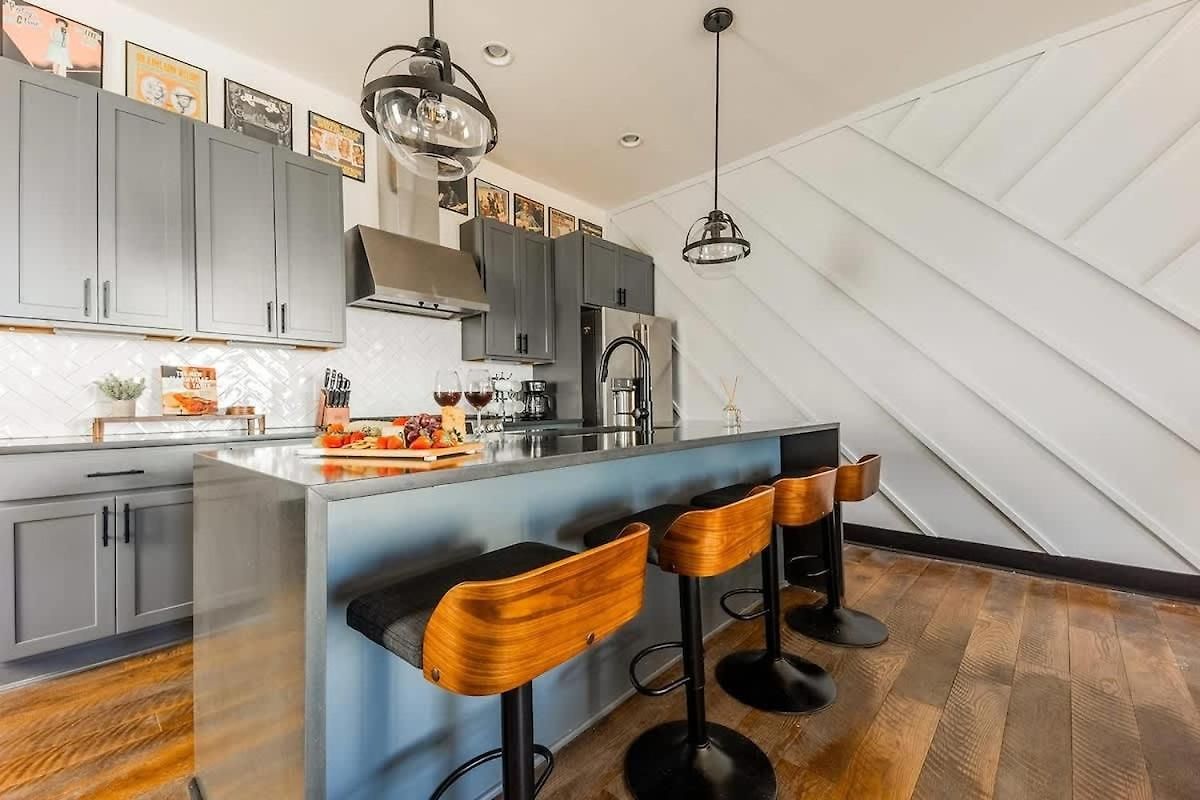 Boots & Broadway - 2 Units - Mins To Broadway Nashville