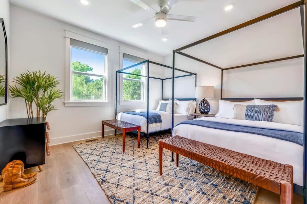 Three Luxury Townhomes Near Five Points Holiday home *