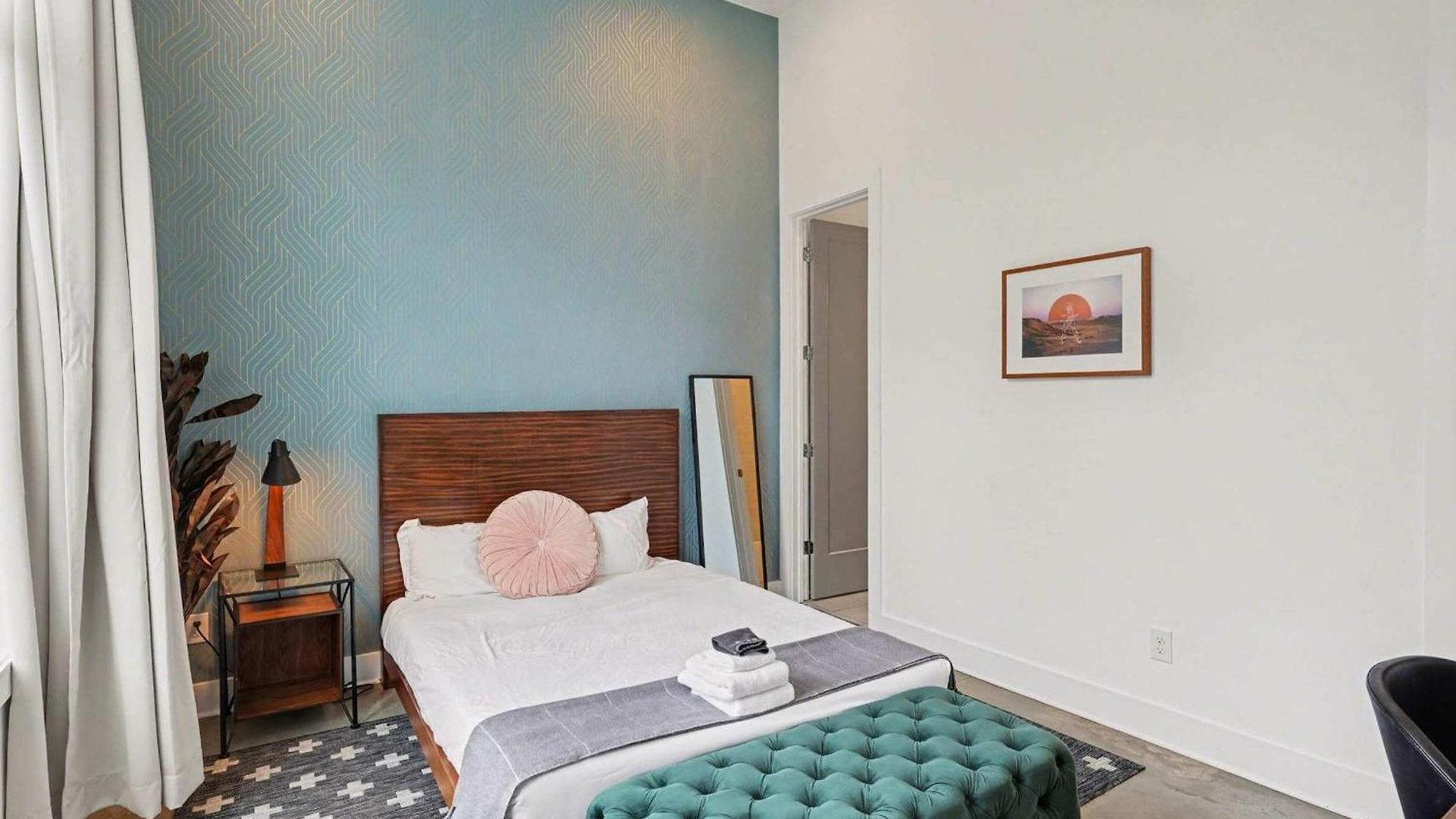 2 Stylish Townhomes W Rooftop Views Near Broadway *