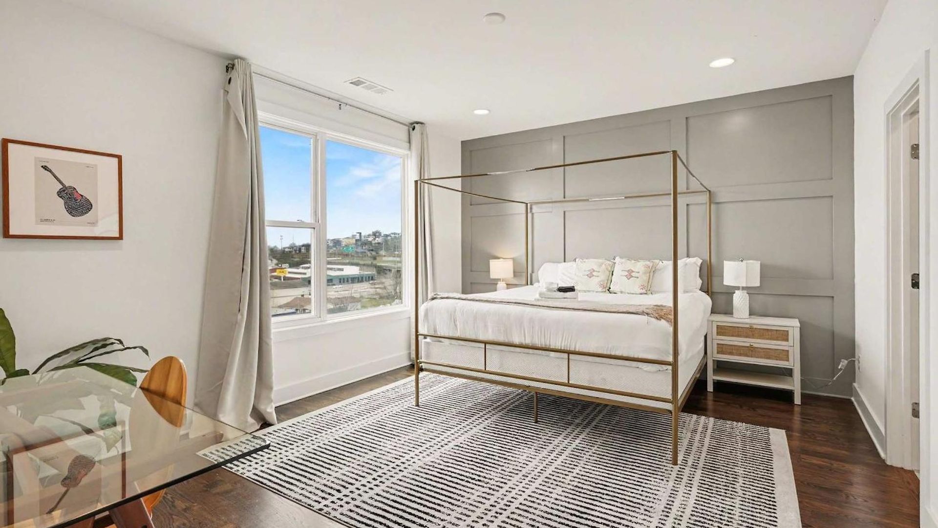 2 Stylish Townhomes W Rooftop Views Near Broadway Holiday home *