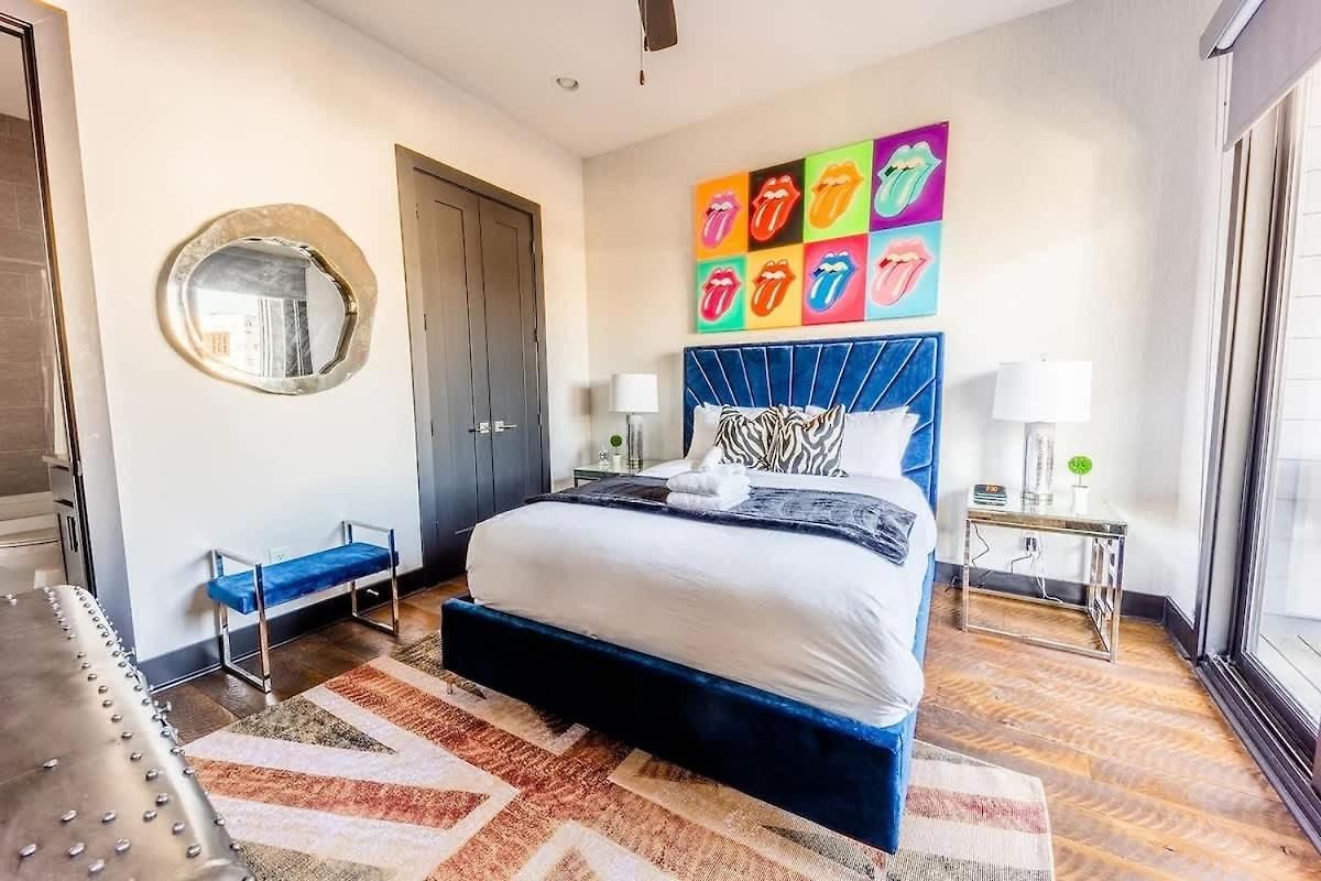 Boots & Broadway - 2 Units - Mins To Broadway Holiday home