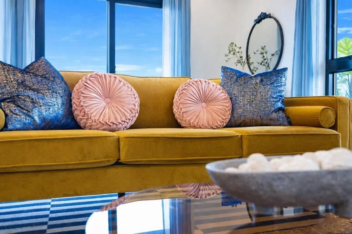 Hyve-anthem-private Balconies-walk To Broadway Holiday home *