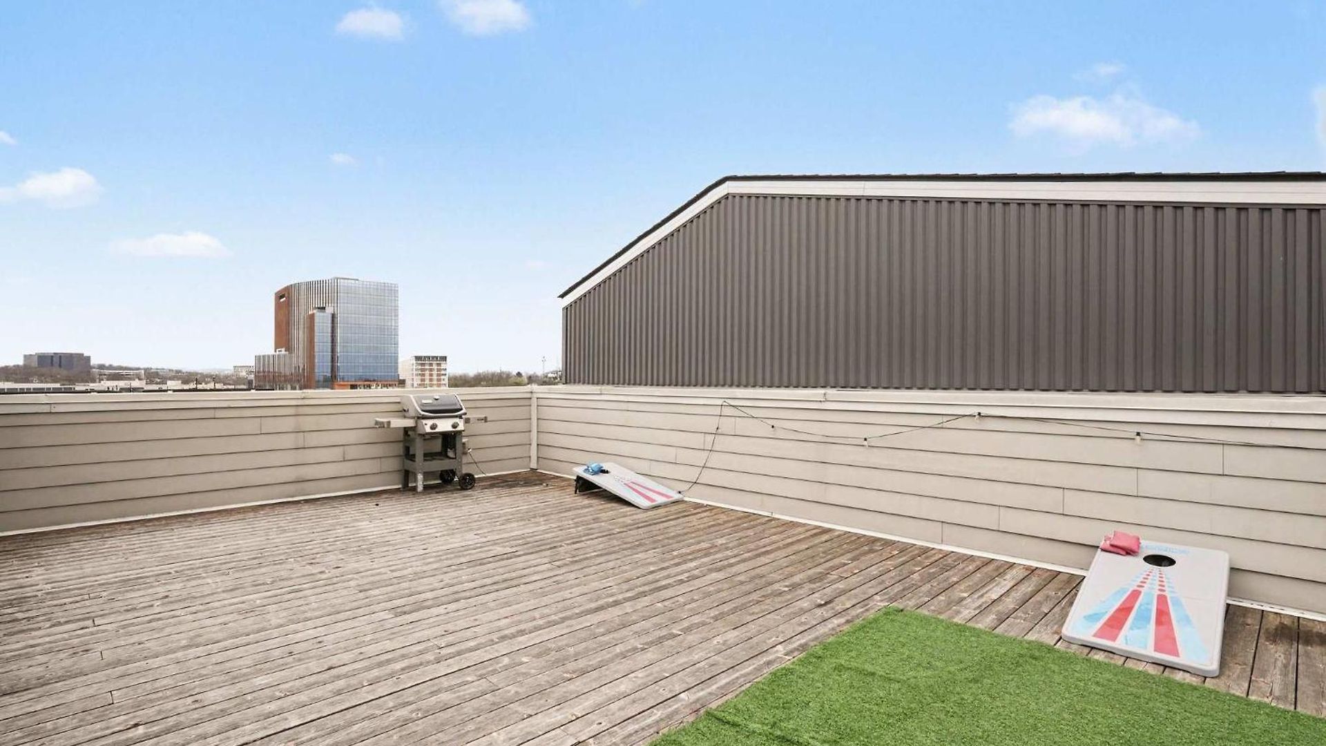 2 Modern Townhomes W Rooftop Views Near Broadway Holiday home Nashville