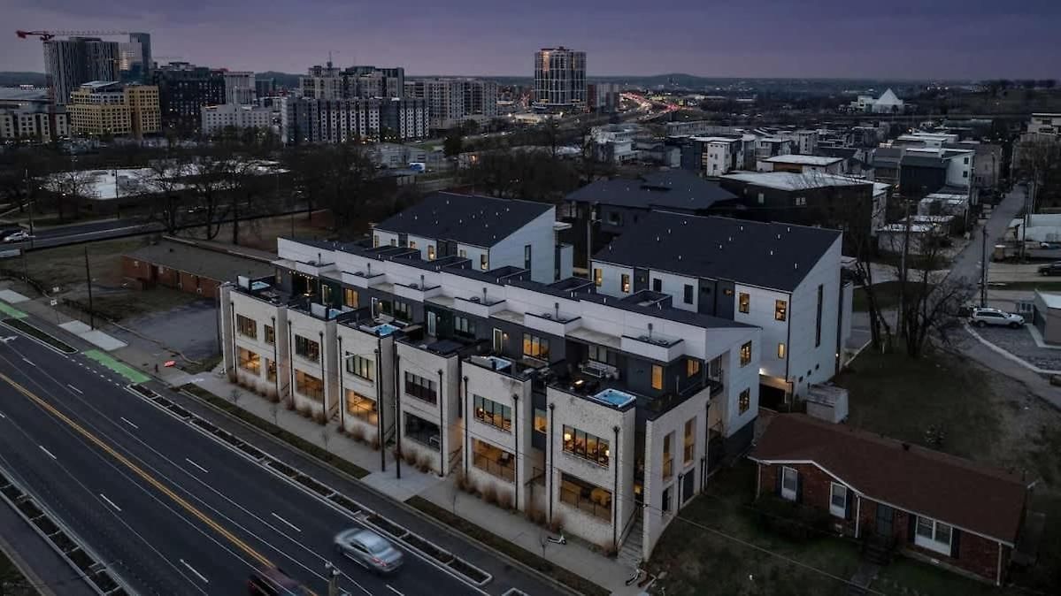 Holiday home Boots & Broadway - 2 Units - Mins To Broadway *