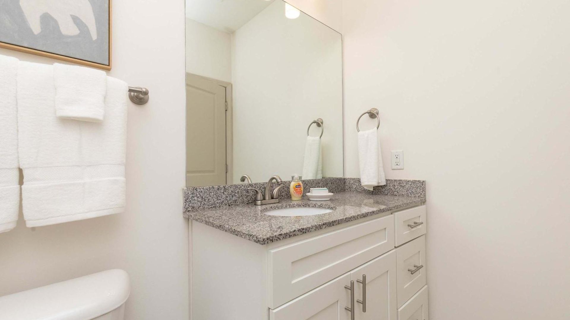 The I Vibe 8770 Apartment Nashville