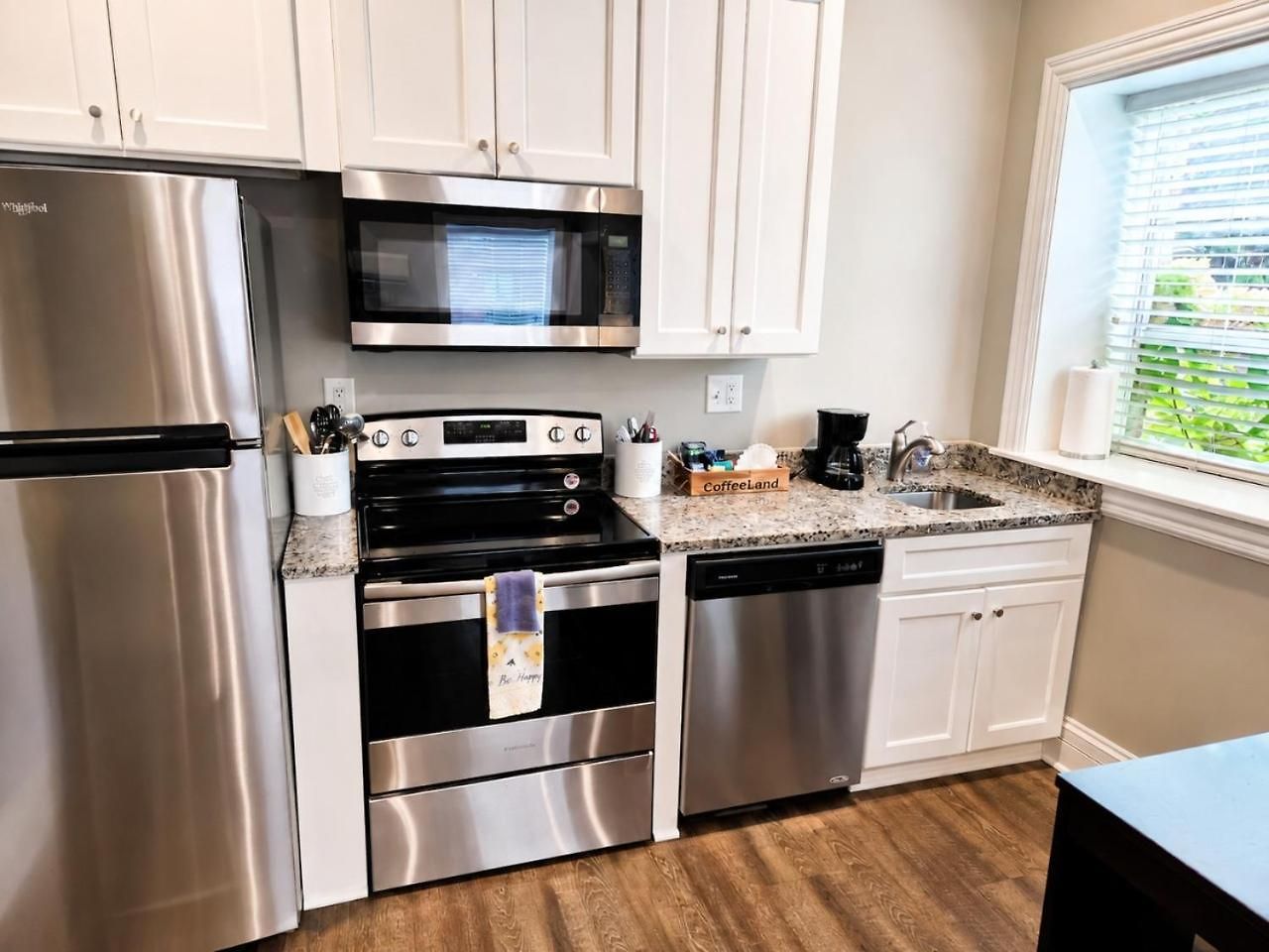 Apartment Bright & Cozy Church Conversion 1br *