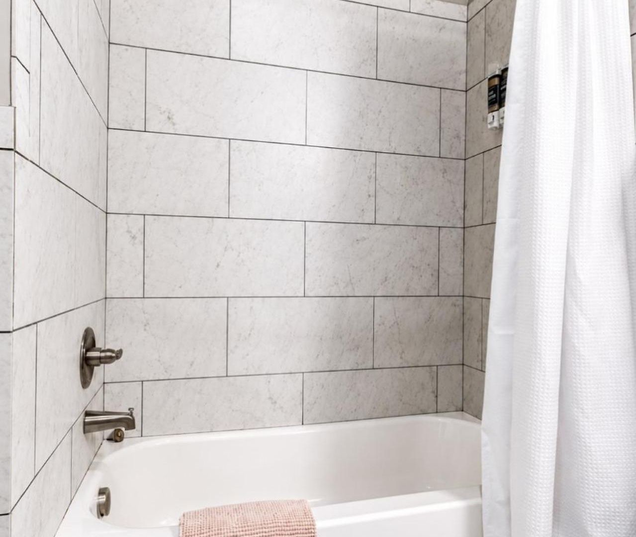 Bright & Cozy Church Conversion 1br * Nashville