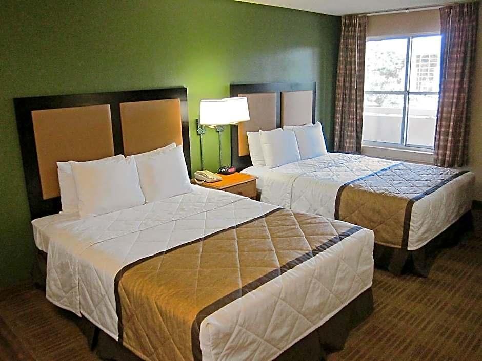 Hotel Extended America - - Airport - Music