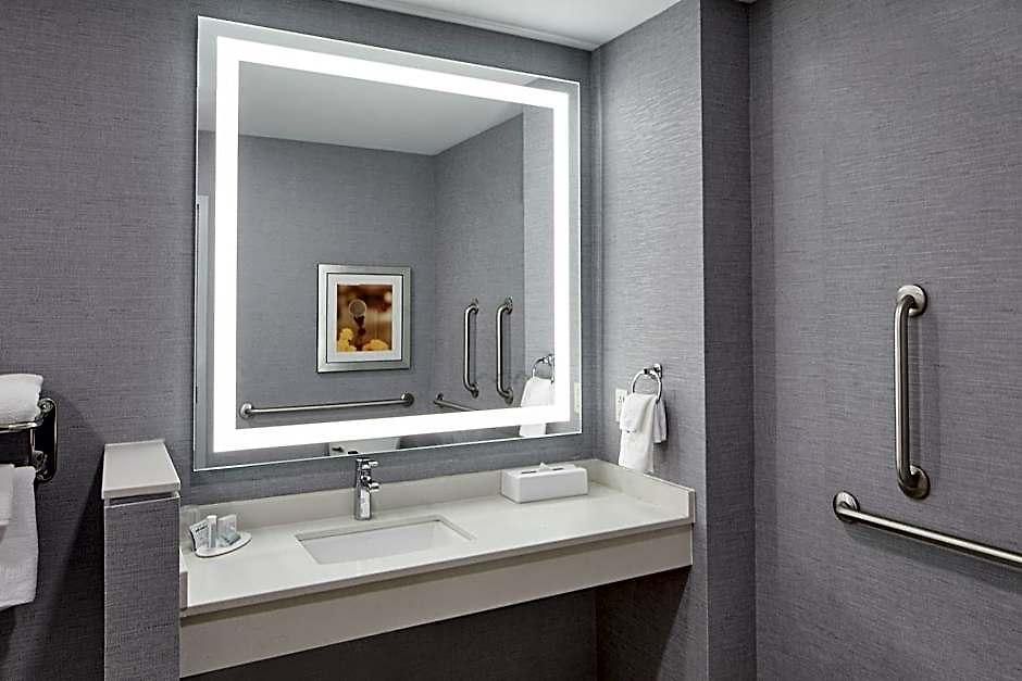 Hotel Fairfield And By Marriott Downtown/the Gulch Nashville