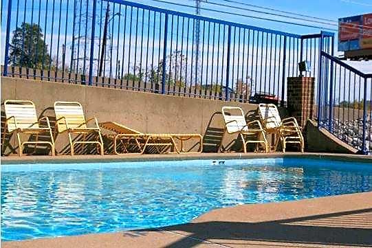 Days By Wyndham N Opryland/grand Ole Opry Motel